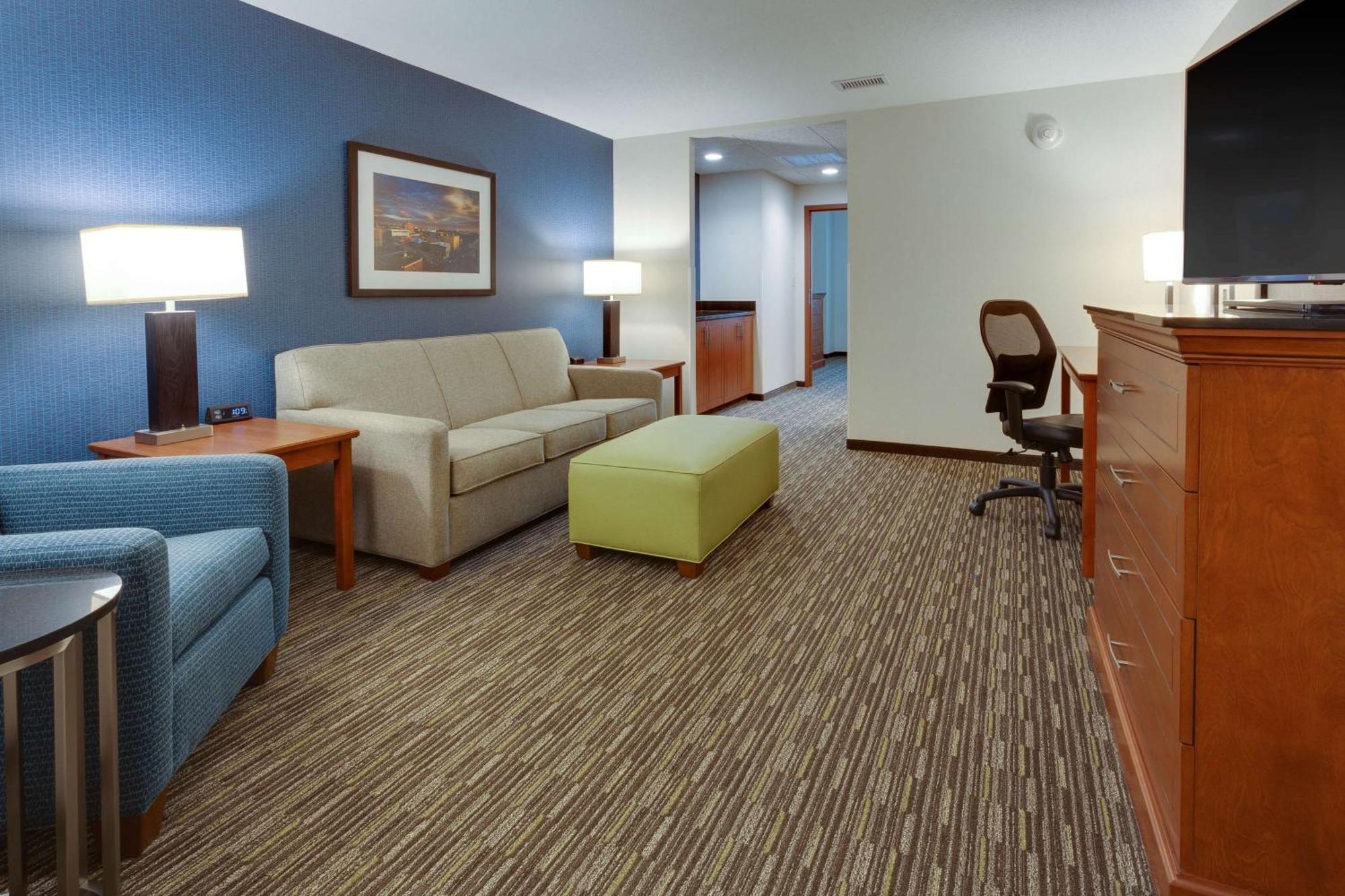 Drury Plaza East 3* Columbia