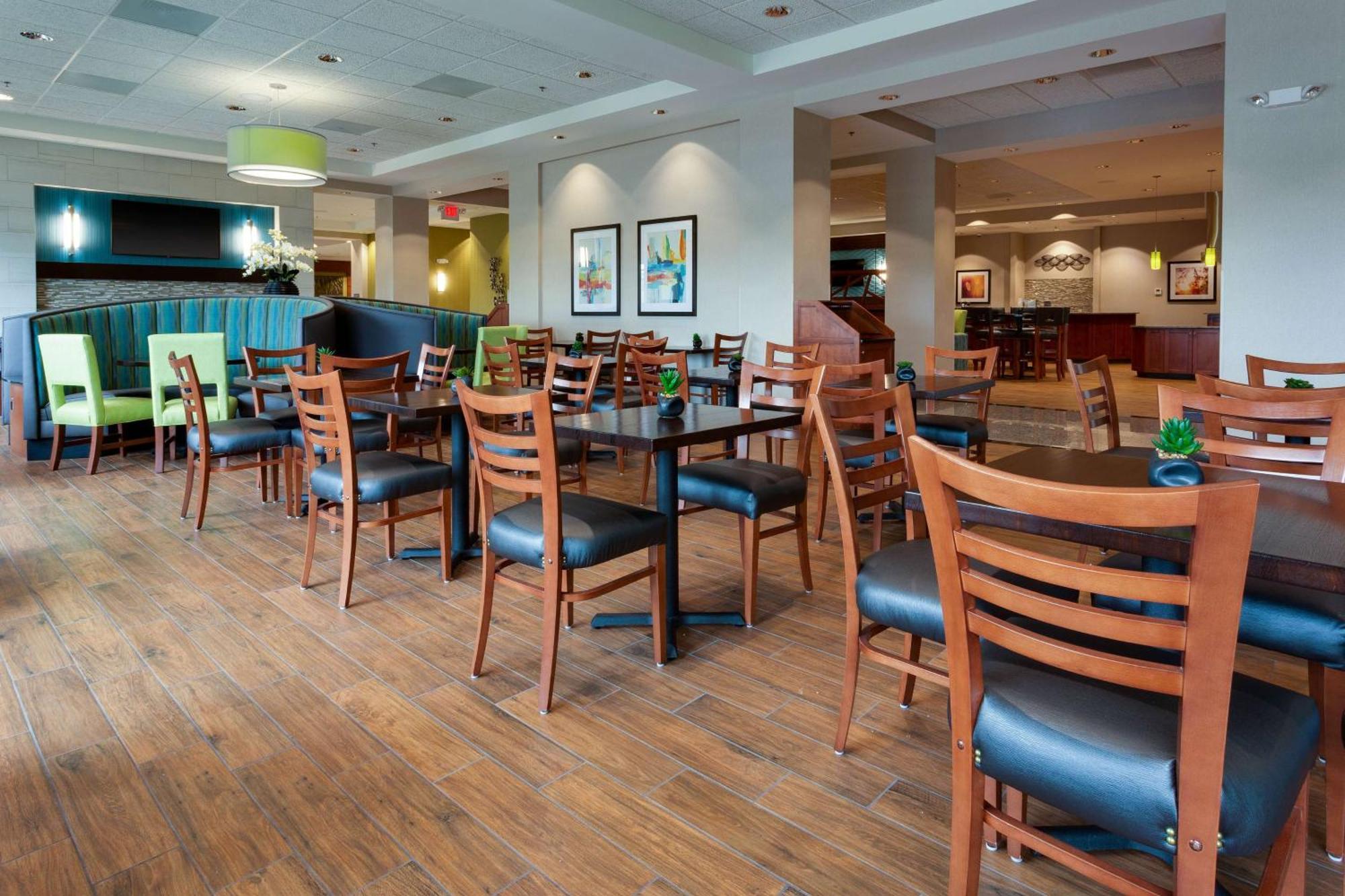 Hotel Drury Plaza East